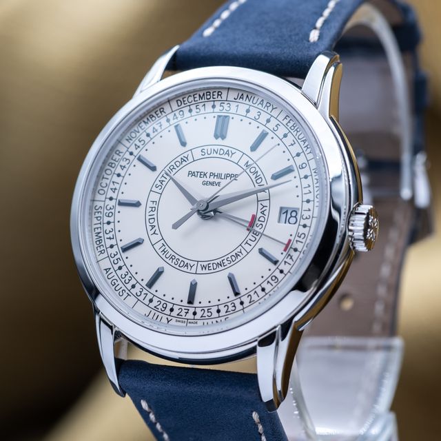 Patek Philippe Complications 5212A-001 Image 2